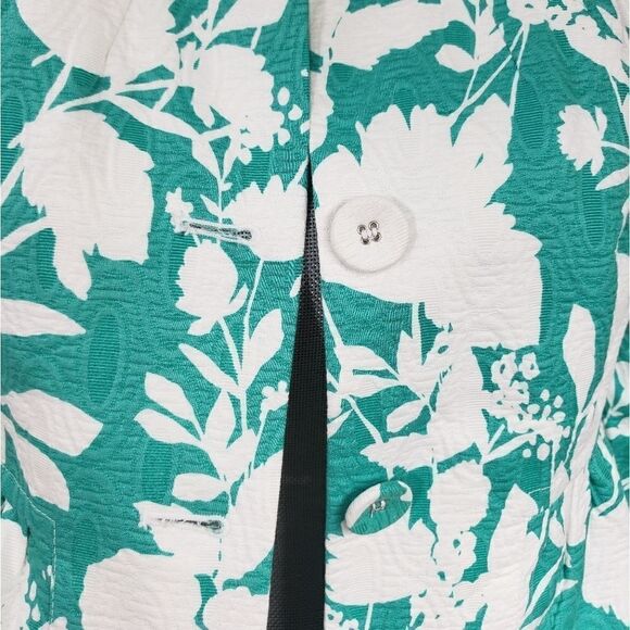 NWOT Gorgeous Chadwicks Seafoam Green Coat with Flower Pattern. Size 4 - Picture 2 of 7